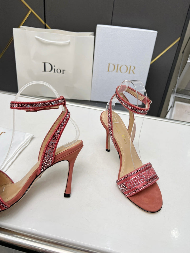 SE1110 DR Dway Heeled Sandal /  Size5-10