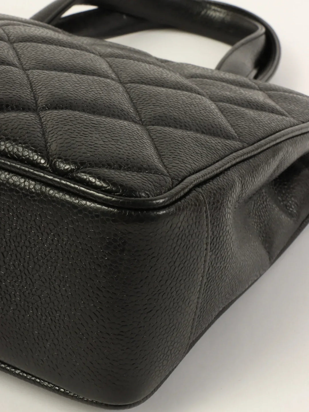 Chanel Around 1997 Made Caviar Skin Turn-Lock Tote Bag Black