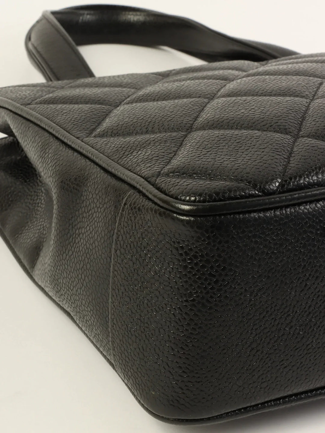 Chanel Around 1997 Made Caviar Skin Turn-Lock Tote Bag Black