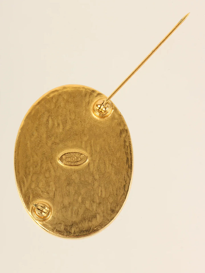 Chanel 1996 Made Oval Cc Mark Brooch Black/Gold