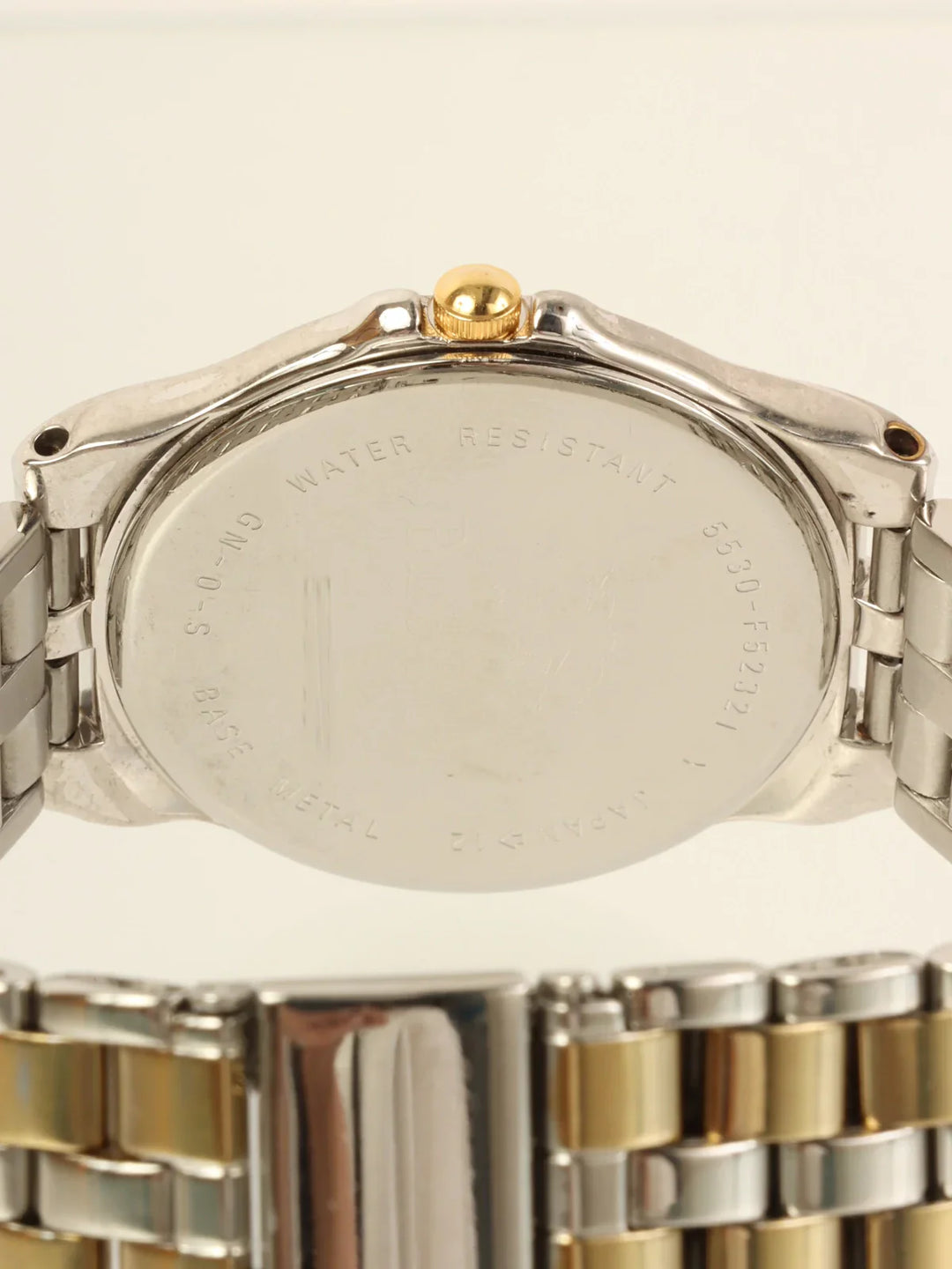 Burberry Round Logo Face Watch Silver/Gold