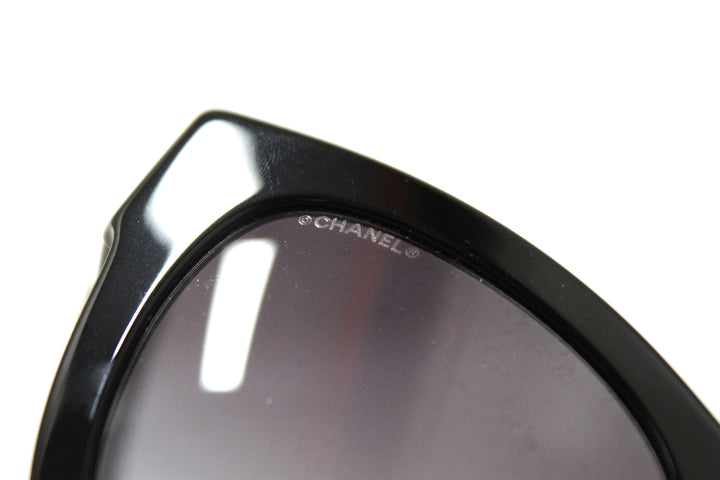 Top Quality Chanel Black Polarized Charms Pearl Square Sunglasses 5479A