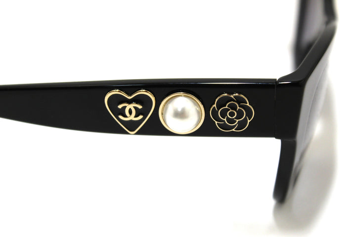 Top Quality Chanel Black Polarized Charms Pearl Square Sunglasses 5479A