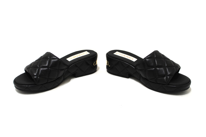 Top Quality Chanel Black Quilted Lambskin Leather Platform Slide Size 36