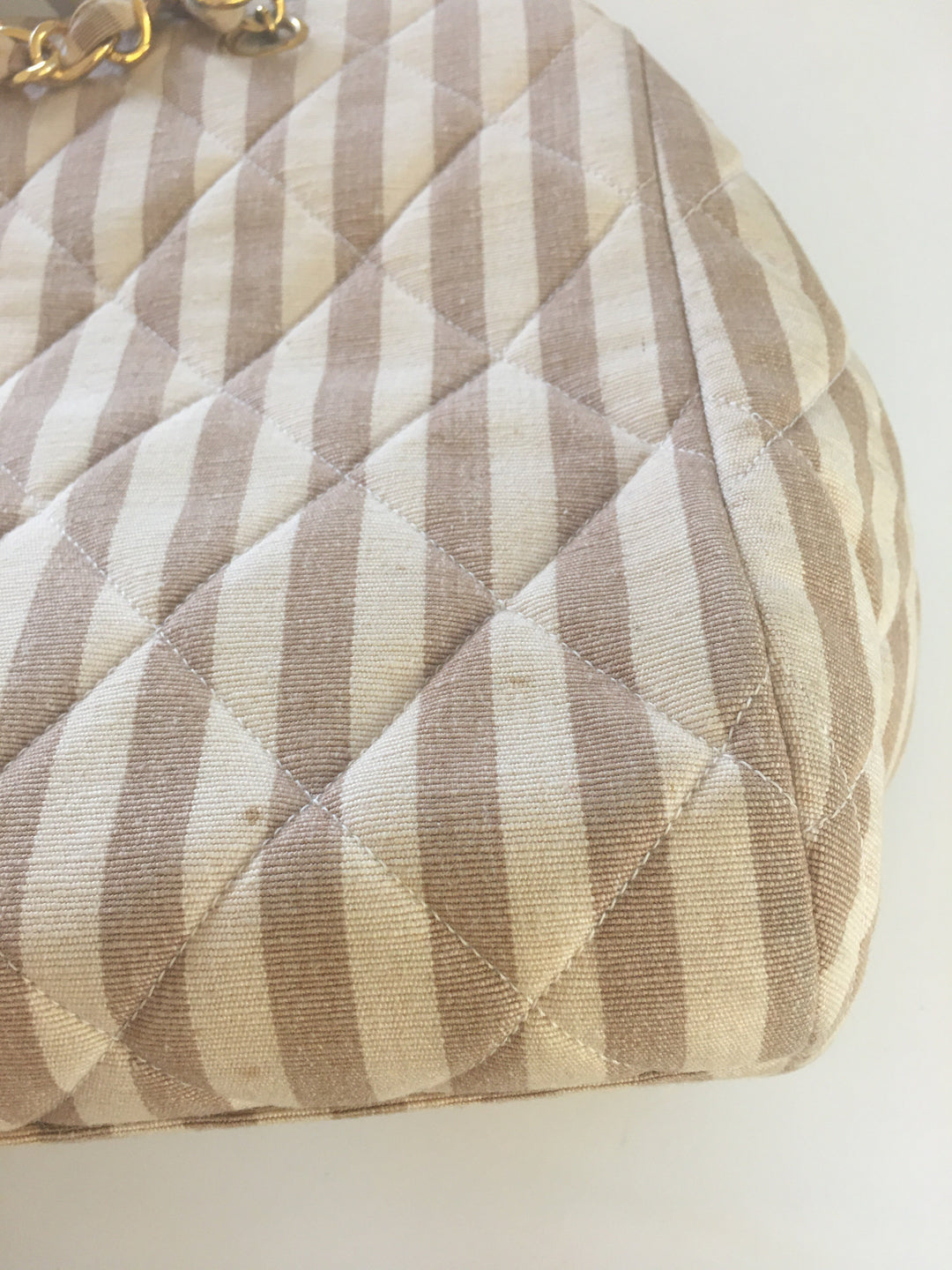 Chanel Shoulder Bag in Beige Fabric