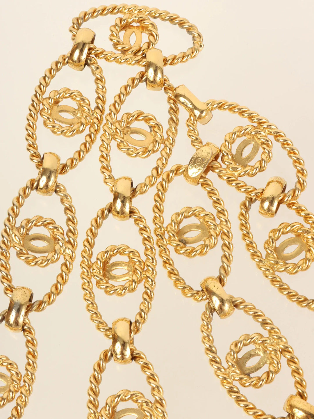Chanel 1990 Made Oval Round Cc Mark Chain Belt Gold