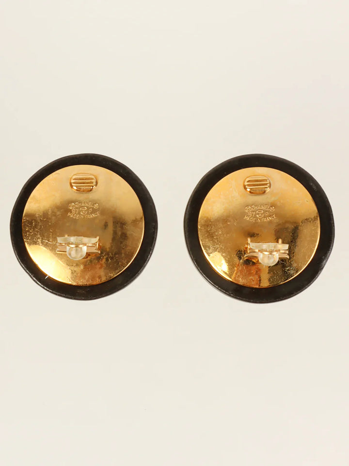 Chanel 1997 Made Round Logo Earrings Black/Gold