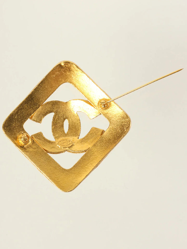 Chanel 1994 Made Diamond Motif Dotted Cc Mark Brooch Gold