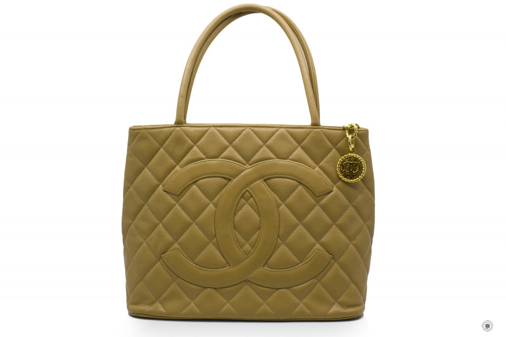 Top Quality Chanel A01804 Classic CC Medallion Beige Caviar Tote Bag Ghw