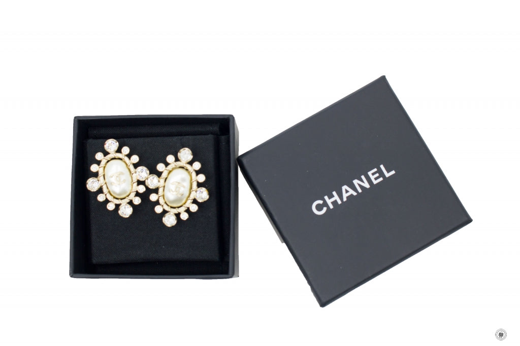 Top Quality Chanel CC Pearl Bead With Crystals  Light Gold  Metal 3X2.5CM Earrings