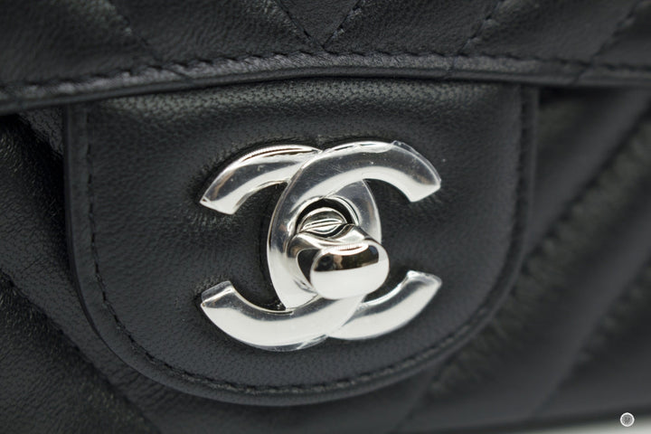Top Quality Chanel A35200 Y60594 CC Chervon Mini Square Black / 94305 Lambskin 17CM Shoulder Bags Shw