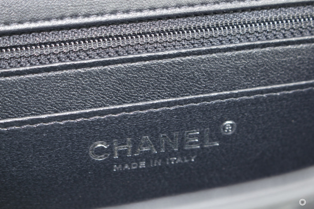 Top Quality Chanel A35200 Y60594 CC Chervon Mini Square Black / 94305 Lambskin 17CM Shoulder Bags Shw