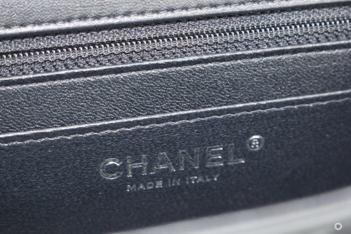 Top Quality Chanel A35200 Y60594 CC Chervon Mini Square Black / 94305 Lambskin 17CM Shoulder Bags Shw