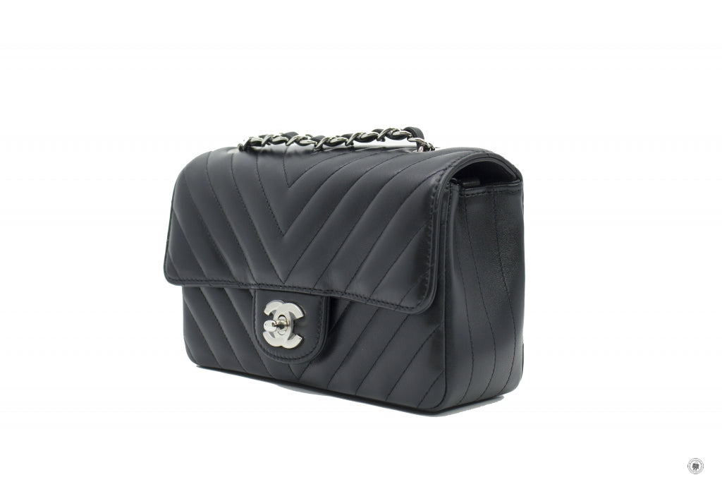 Top Quality Chanel A69900 Y60594 CC Chervon  Black / 94305 Lambskin 20CM Shoulder Bags Shw