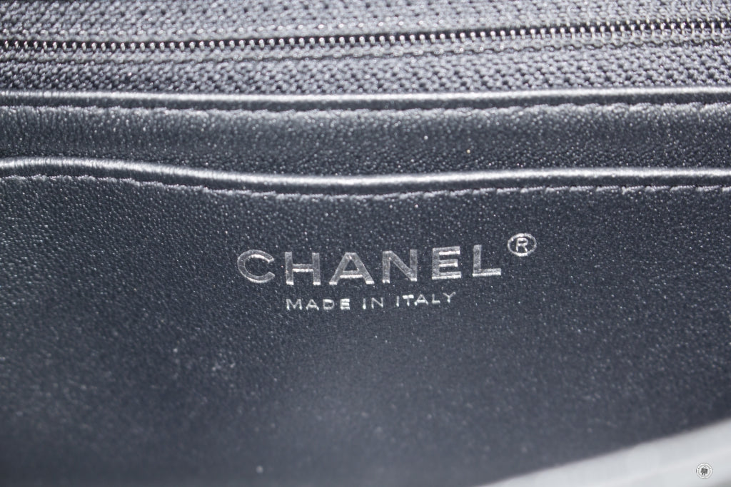 Top Quality Chanel A69900 Y60594 CC Chervon  Black / 94305 Lambskin 20CM Shoulder Bags Shw