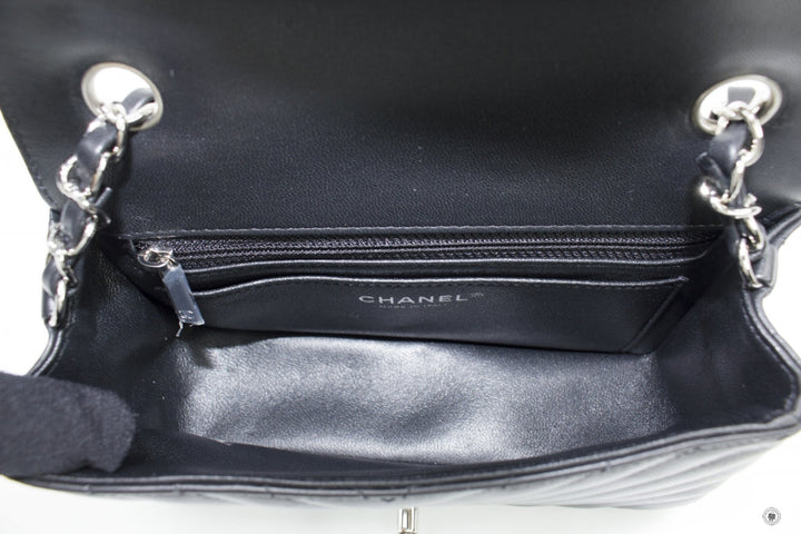 Top Quality Chanel A69900 Y60594 CC Chervon  Black / 94305 Lambskin 20CM Shoulder Bags Shw