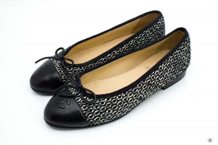 Top Quality Chanel Ballerinas Lurex Fabric  Black/white Fabric 37 Flat
