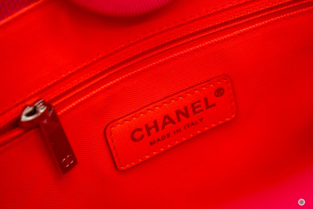 Top Quality Chanel A66939B05492 Deauville Shopping Tote Neo Pink / NC270 Fabric Shoulder Bags Shw