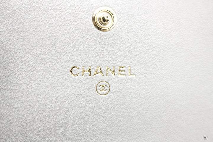 Top Quality Chanel AP1787B04852 19 Flap Coin Purse With Two Tones Gold And Gunmeta Light Grey / NC634 Lambskin Short Wallet Gbhw
