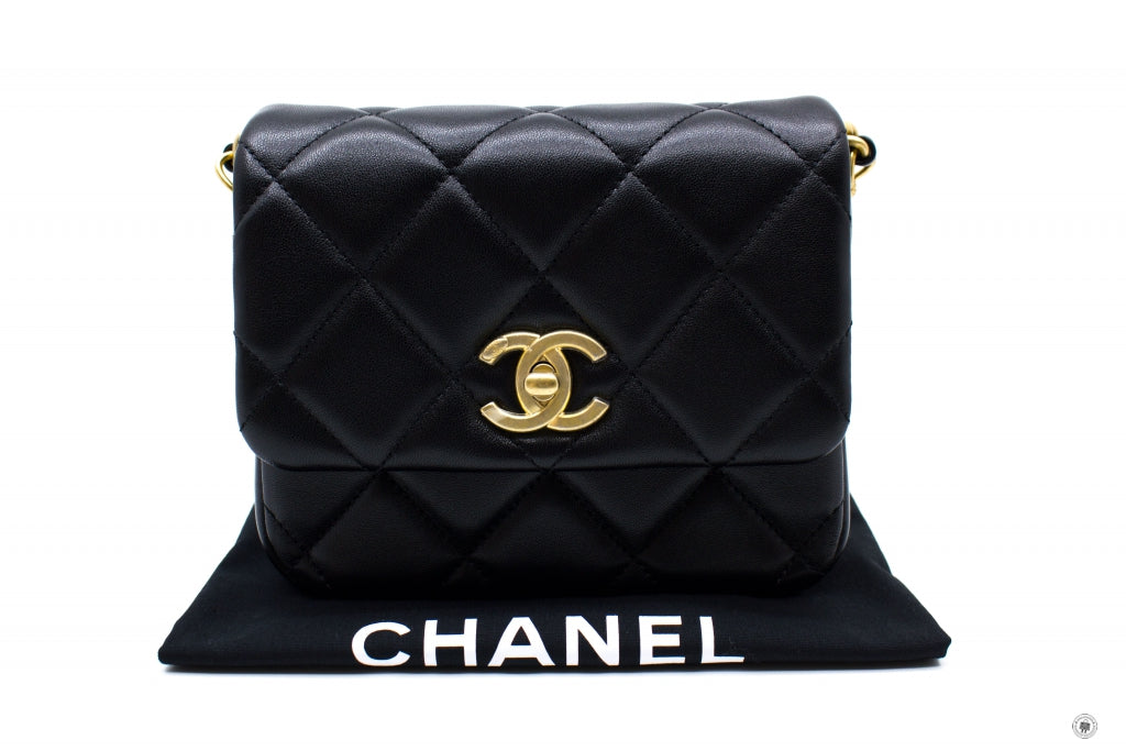 Top Quality Chanel AS2733 B06356 CC Logo Flap Bag Black / 94305 Calfskin Shoulder Bags Gbhw