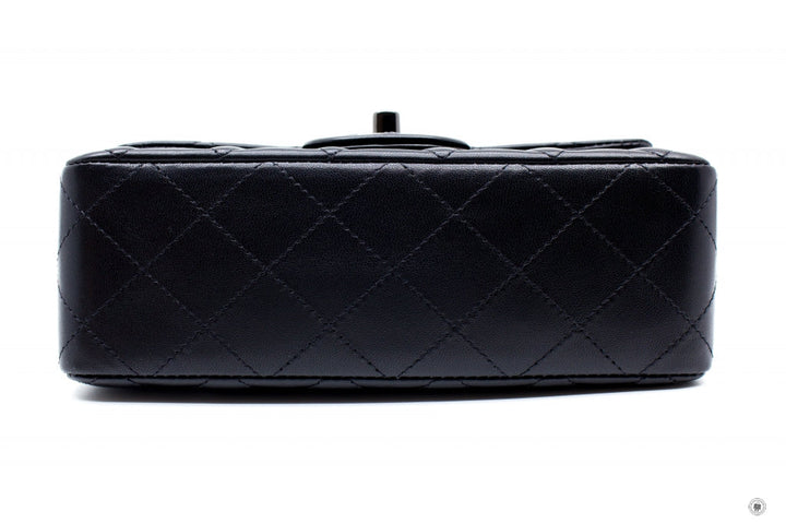 Top Quality Chanel A69900 B06311 Classic CC Flap  Black / 94305 Lambskin Shoulder Bags Bkhw