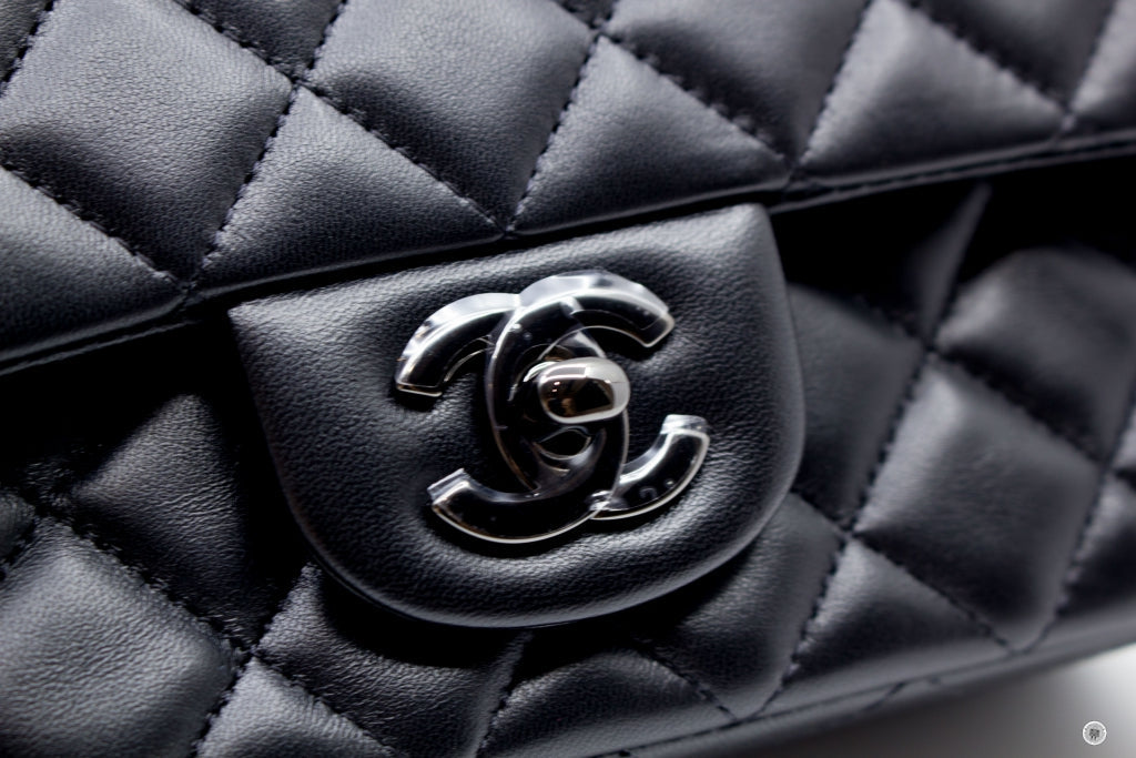 Top Quality Chanel A69900 B06311 Classic CC Flap  Black / 94305 Lambskin Shoulder Bags Bkhw