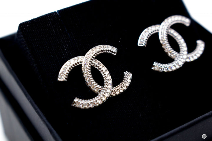 Top Quality Chanel AB7016 B06545 CC Logo With Crystals  Gunmetal Metal 2CMX1.3CM Earrings Bkhw