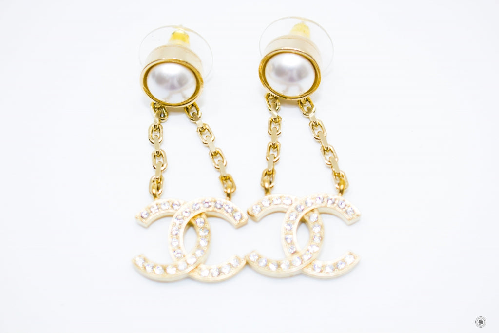 Top Quality Chanel Pearl With CC Logo Gold Metal Earrings
