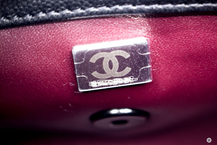 Top Quality Chanel AS2215B06818 Mini Chevron Coco Handle  Black / 94305 Caviar Shoulder Bags Bkhw