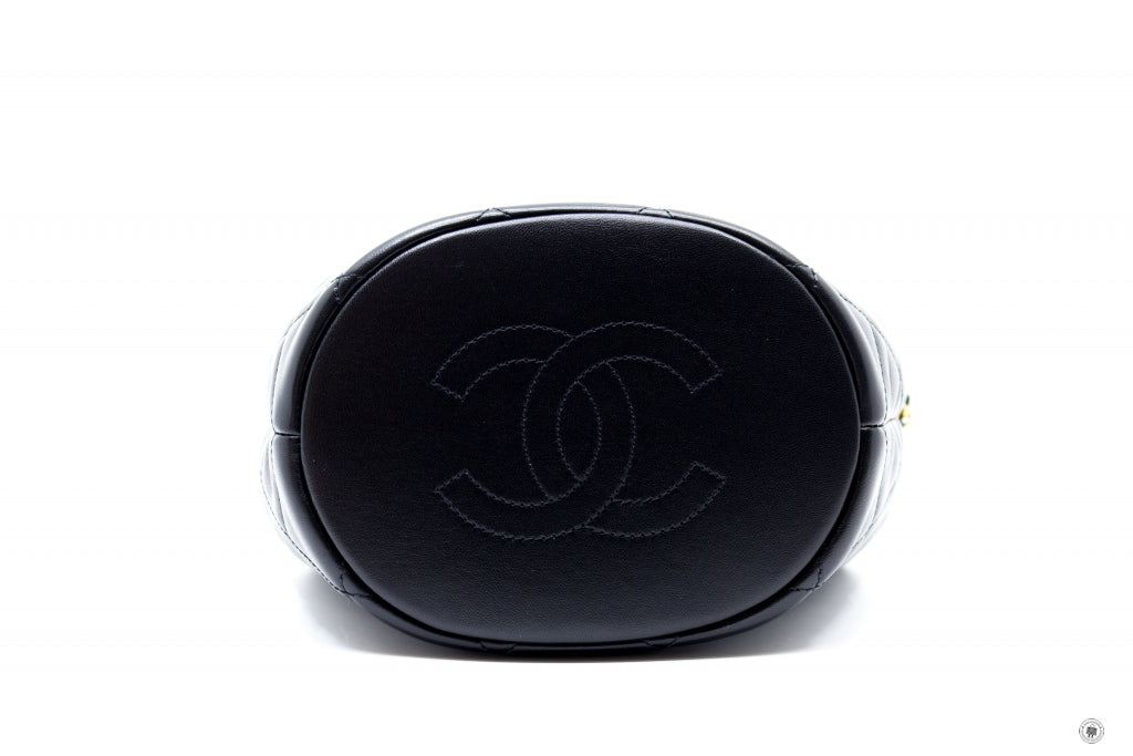 Top Quality Chanel AS2859B06895 Bucket Bag With Imitation Pearls Black / 94305 Lambskin Shoulder Bags Gbhw