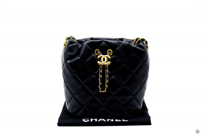 Top Quality Chanel AS2859B06895 Bucket Bag With Imitation Pearls Black / 94305 Lambskin Shoulder Bags Gbhw