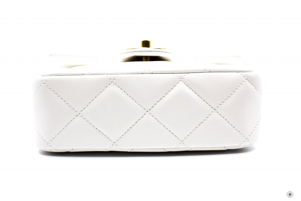 Top Quality Chanel AS2855 B06895 10601 Mini Flap Bag With Pearl Chain White / 10601 Lambskin Shoulder Bags Gbhw