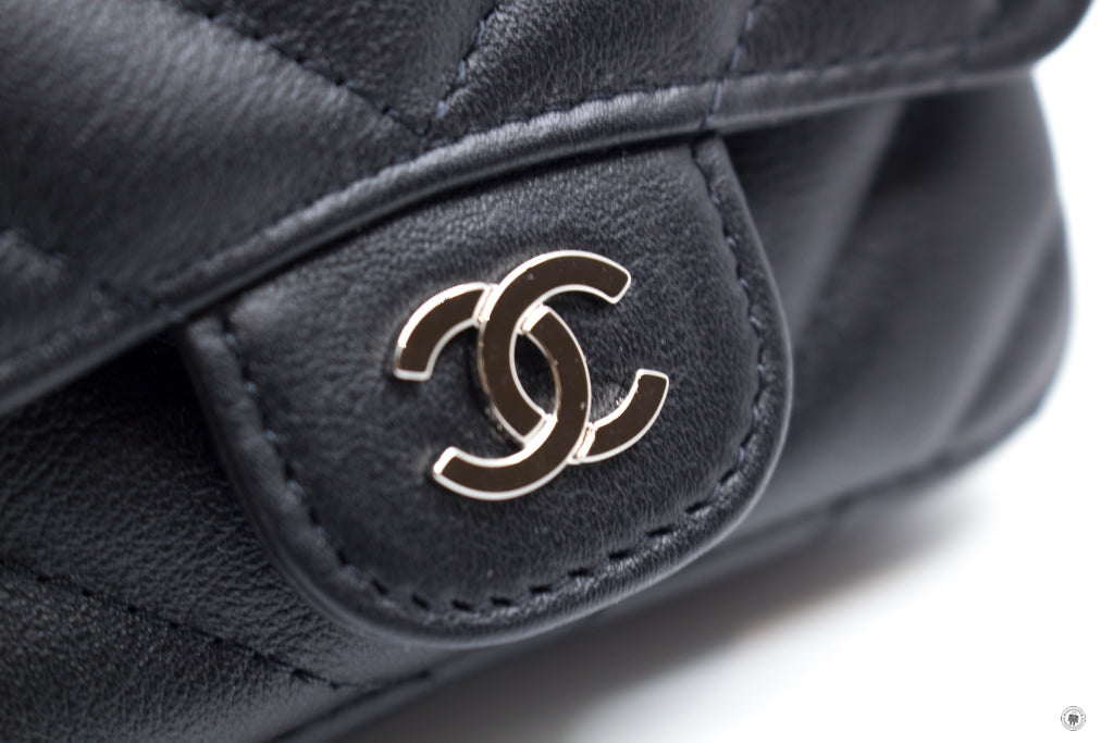 Top Quality Chanel AP2305B07199 Classic Belt Bag Black / 94305 Calfskin Shoulder Bags Shw