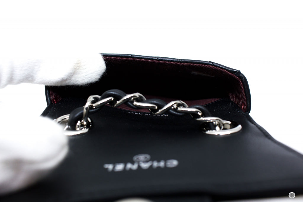 Top Quality Chanel AP2305B07199 Classic Belt Bag Black / 94305 Calfskin Shoulder Bags Shw