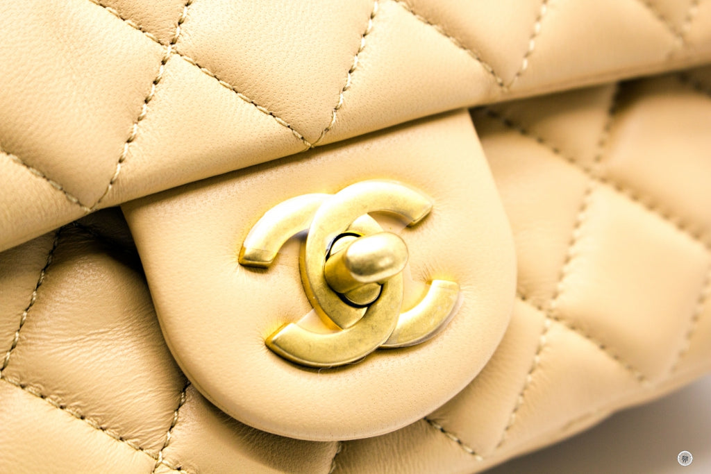Top Quality Chanel AS1787B0291 Classic CC Flap  Beige / NG121 Lambskin Shoulder Bags Gbhw