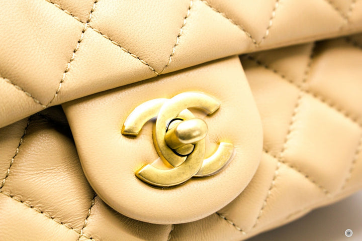 Top Quality Chanel AS1787B0291 Classic CC Flap  Beige / NG121 Lambskin Shoulder Bags Gbhw
