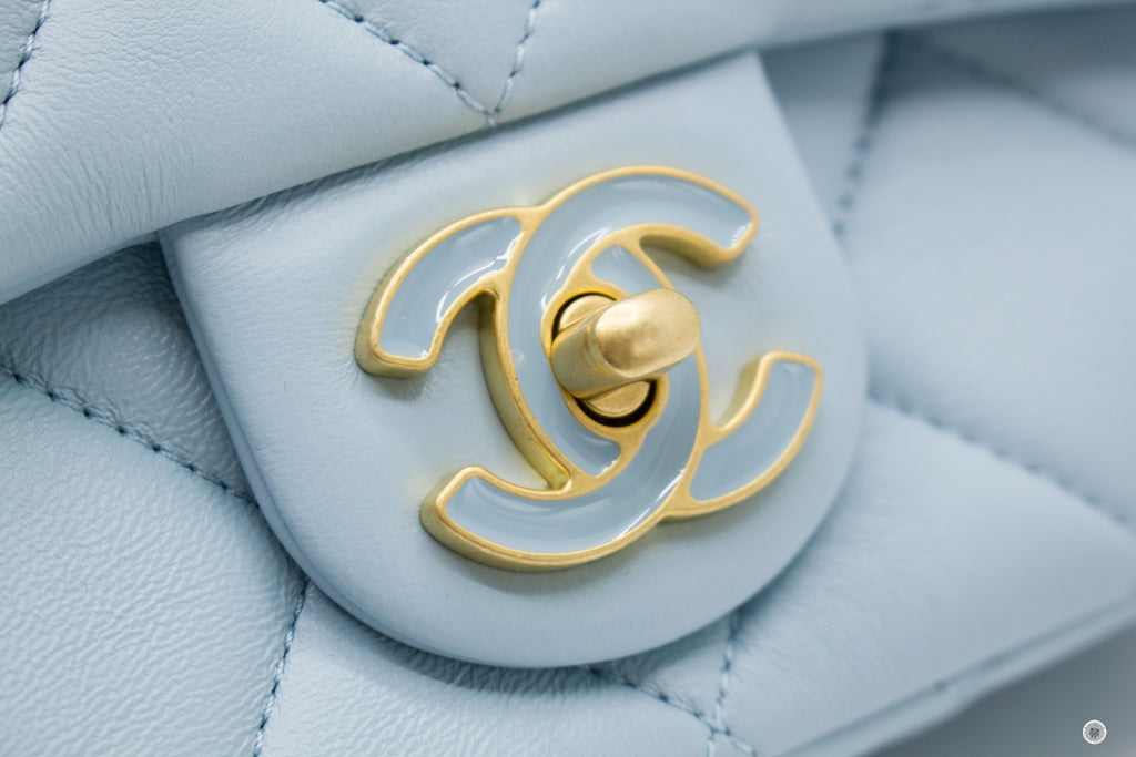 Top Quality Chanel AS3113B07634 Mini Flap Bag With Enamel And Gold Tone Metal  Baby Blue / NG752 Calfskin Shoulder Bags Gbhw