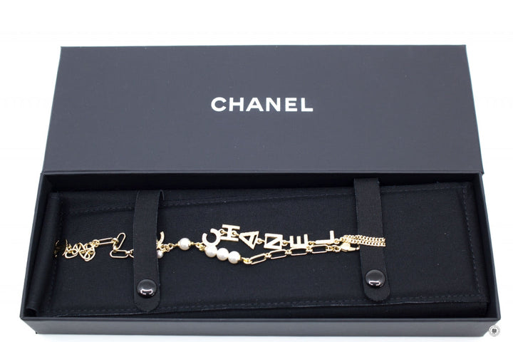 Top Quality Chanel AB7943B07831 With CC Logo And Crystal  Gold / NH336 Metal Bracelet Ghw