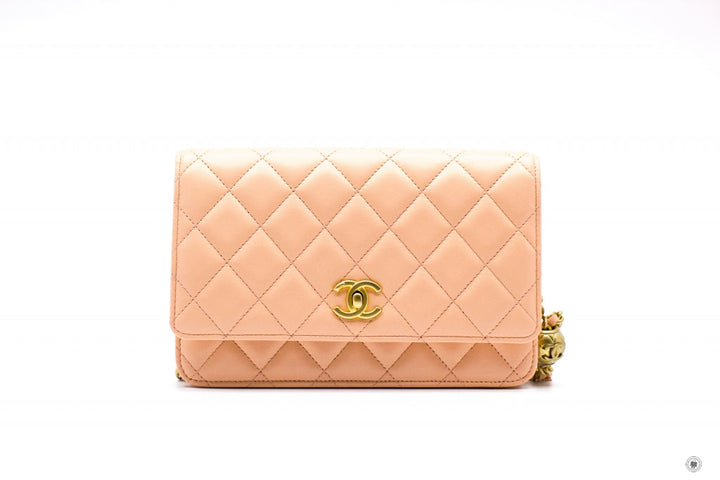 Top Quality Chanel AP1450B02916 Pearl Crush Wallet ON Chain Woc  Apricot / NG119 Lambskin Shoulder Bags Gbhw
