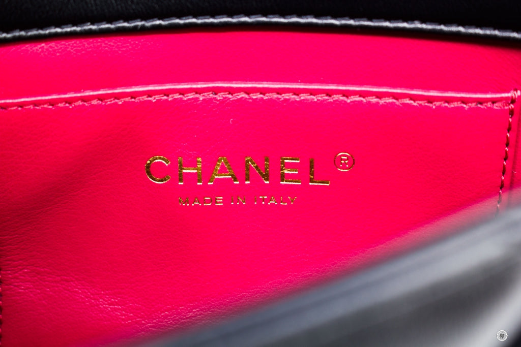 Top Quality Chanel AS3113B07634 Mini Flab Bag With Enamel And Gold Tone Metal  Black / 94305 Calfskin Shoulder Bags Gbhw