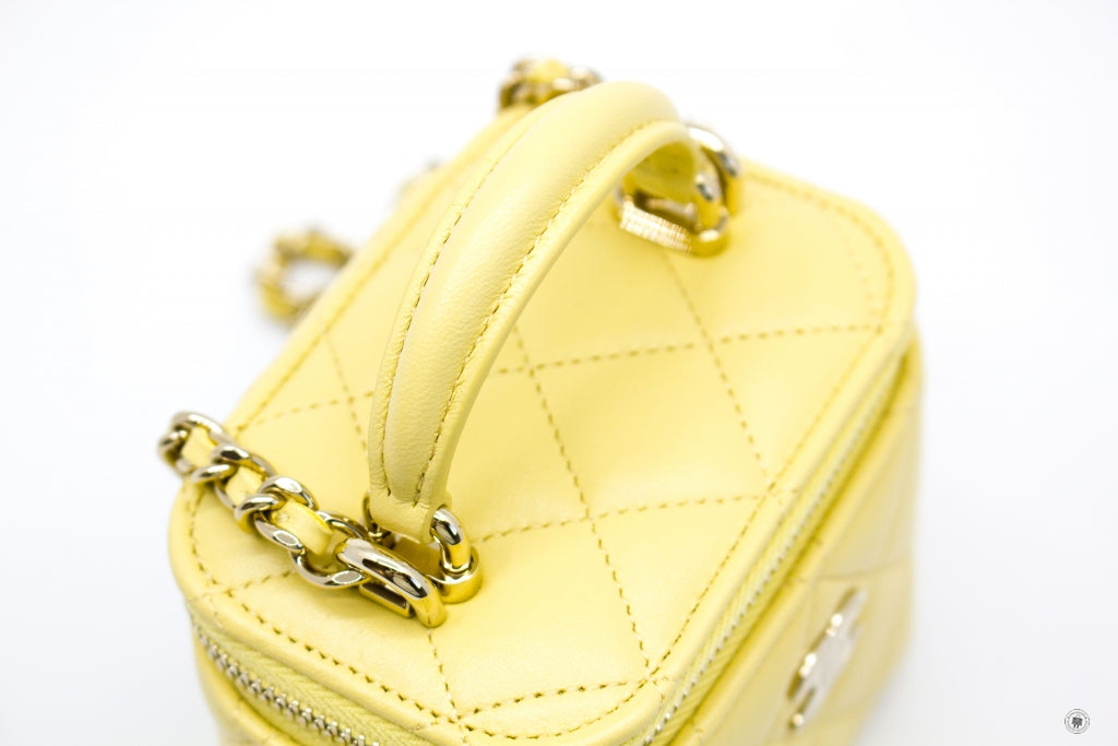 Top Quality Chanel AP2198B06660 Small Vanity Case Yellow / NG754 Calfskin Shoulder Bags Ghw