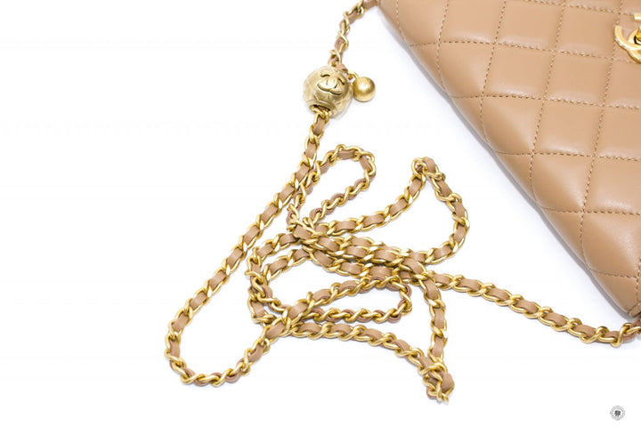 Top Quality Chanel AP1450B02916 Wallet ON Chain Woc With Golden Ball  Beige / NJ528 Lambskin Shoulder Bags Gbhw