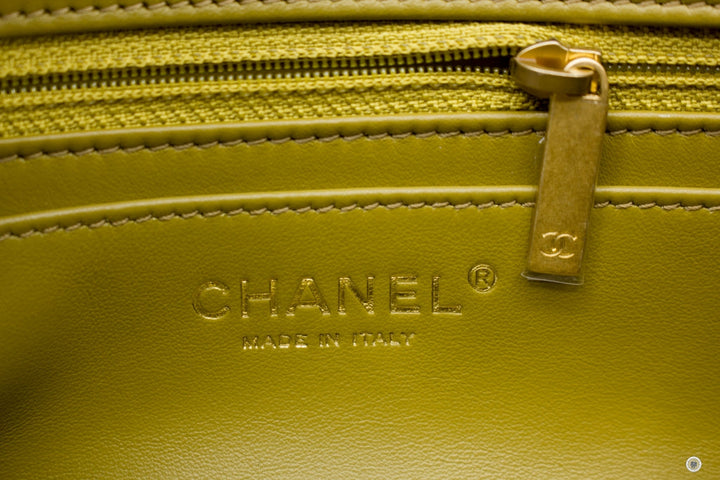 Top Quality Chanel AS1787 B02916 Mini Flap Bag Crush Avocado / NJ526 Lambskin Shoulder Bags Gbhw