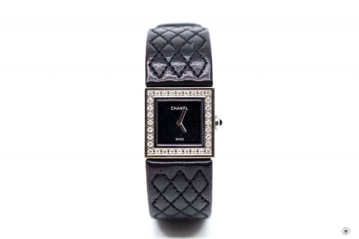 Top Quality Chanel Boy-friend Acier Etanche 30M Quartz With Diamonds Black Leather Circumference  15CM Watches Shw