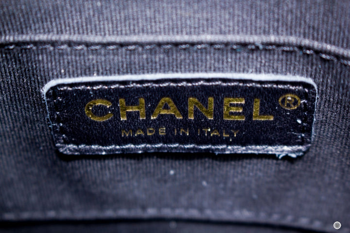 Top Quality Chanel AS3787 B10184 94305 Small Backpack Black / 94305 Calfskin Shoulder Bags Ghw