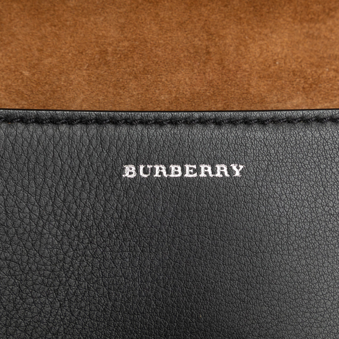 BURBERRY Grommet Chain Crossbody Bag