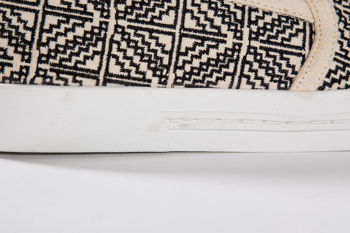 Joie Canvas Beige & Black Embroidered Sneakers SZ 40 Sale
