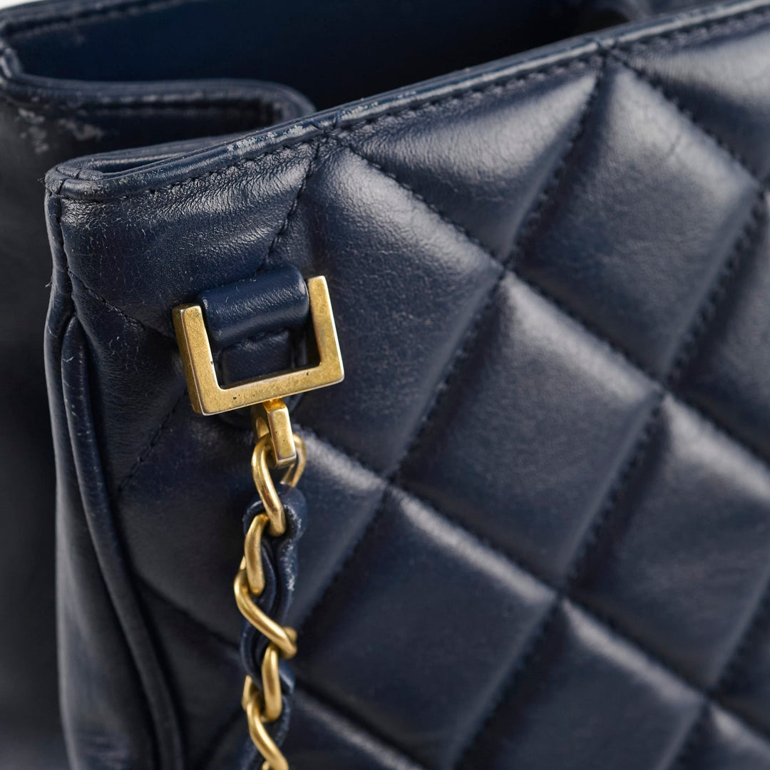 Top Quality Chanel Seasonal Shoulder Bag Navy