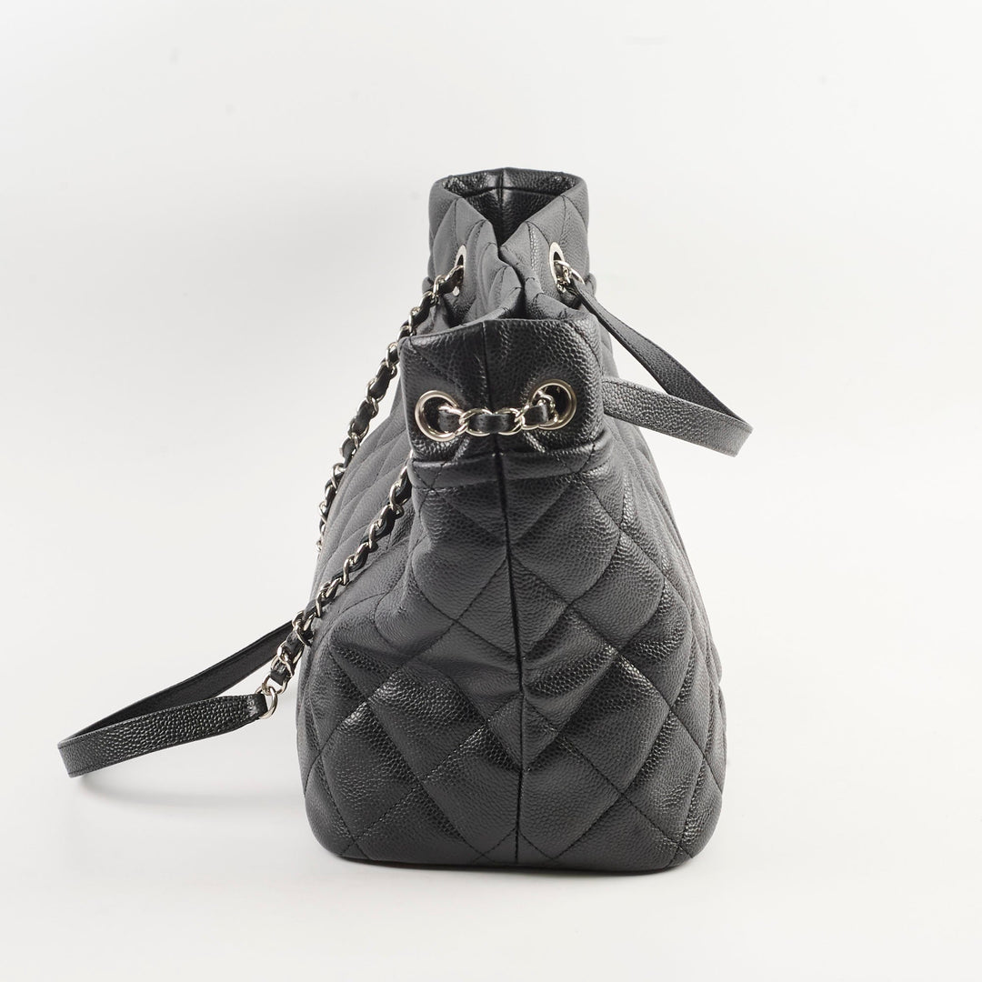 Top Quality Chanel CC Logo Caviar Black Shoulder Bag - Series 17