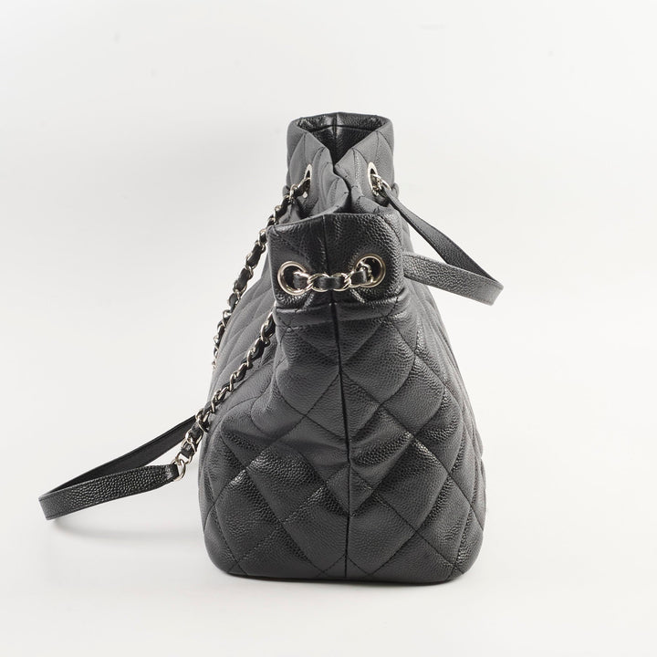 Top Quality Chanel CC Logo Caviar Black Shoulder Bag - Series 17